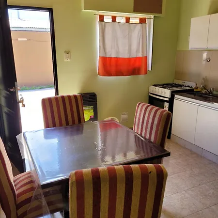 Apartamento Alquileres Marluz Trelew Exterior foto